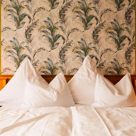Biobausewein Wein Hotel Leben Iphofen Luaran gambar