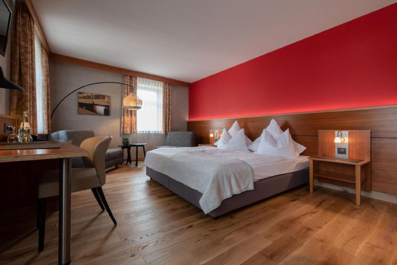 Biobausewein Wein Hotel Leben Iphofen Luaran gambar